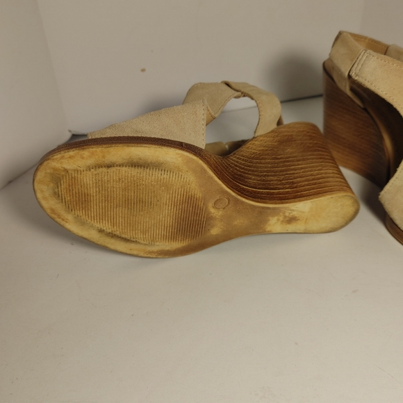 Anthropologie Barbara Barbieri Tan Suede Shoes Wedge Sandal size 6.5 open toe - Picture 5 of 10